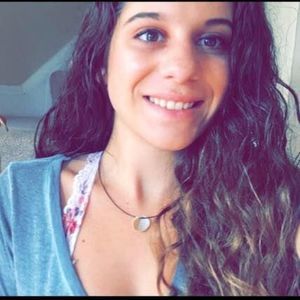 Meet your Posher, Jade